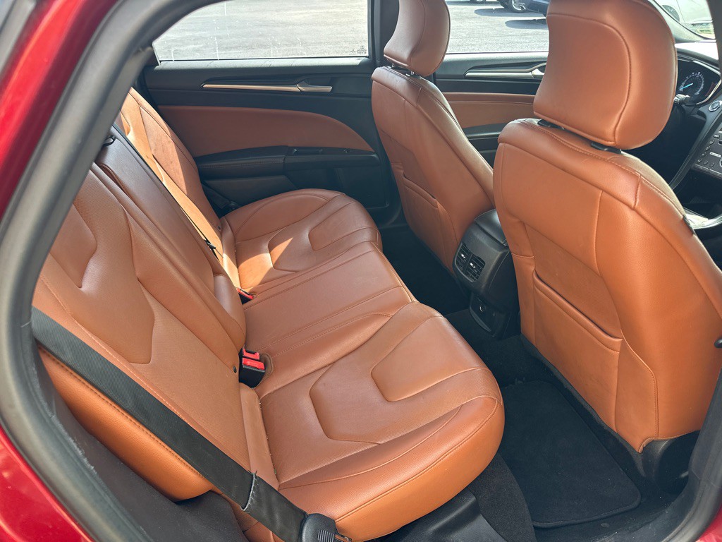 2019 Ford Fusion Image 9