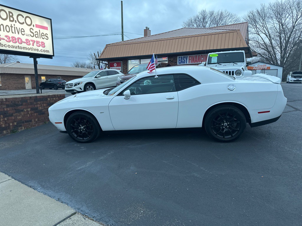 2018 Dodge Challenger Image 3