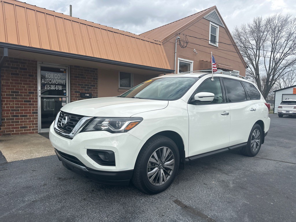 2020 Nissan Pathfinder Image 1