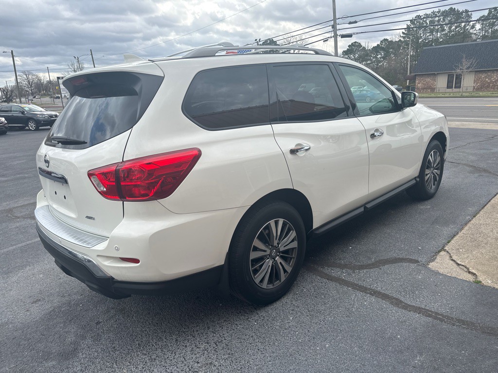 2020 Nissan Pathfinder Image 5