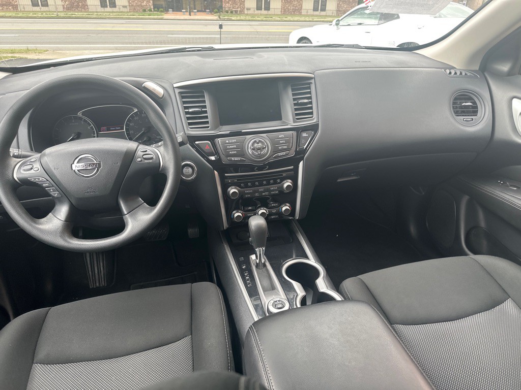 2020 Nissan Pathfinder Image 9