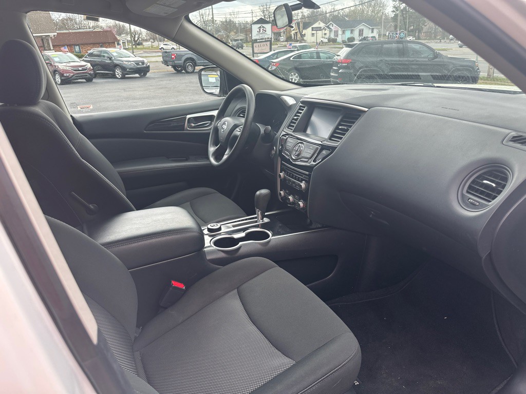 2020 Nissan Pathfinder Image 11