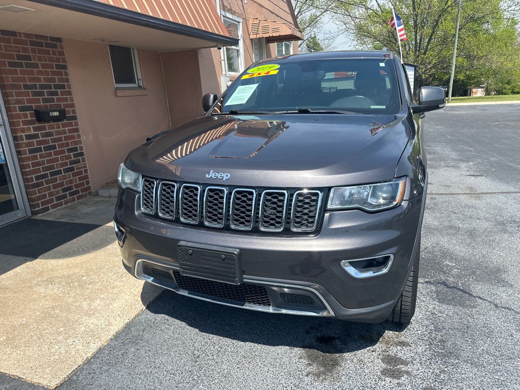 2019 Jeep Grand Cherokee Image 2