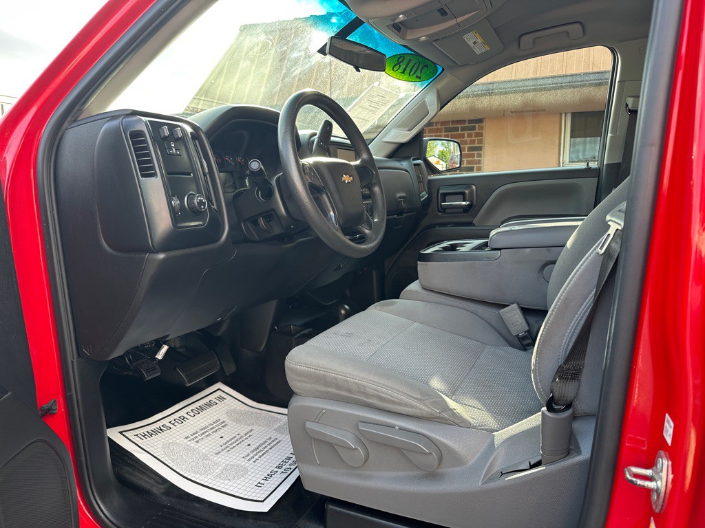 2018 Chevrolet Silverado 1500 Image 6