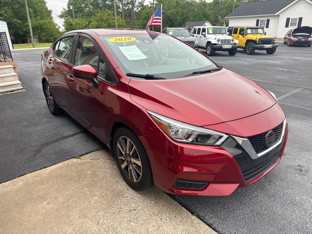 2020 Nissan Versa Image 4