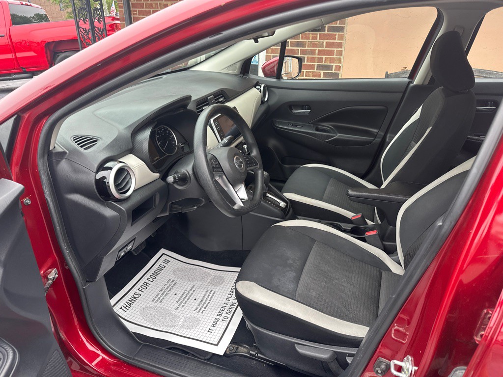 2020 Nissan Versa Image 6