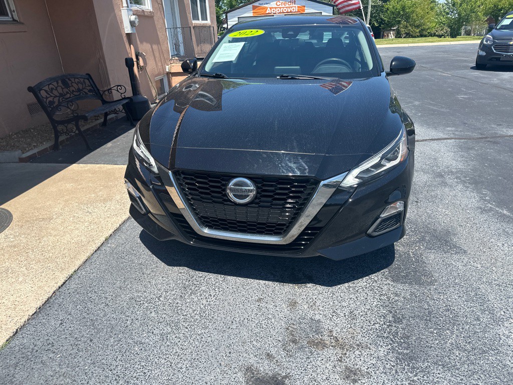 2022 Nissan Altima Image 3