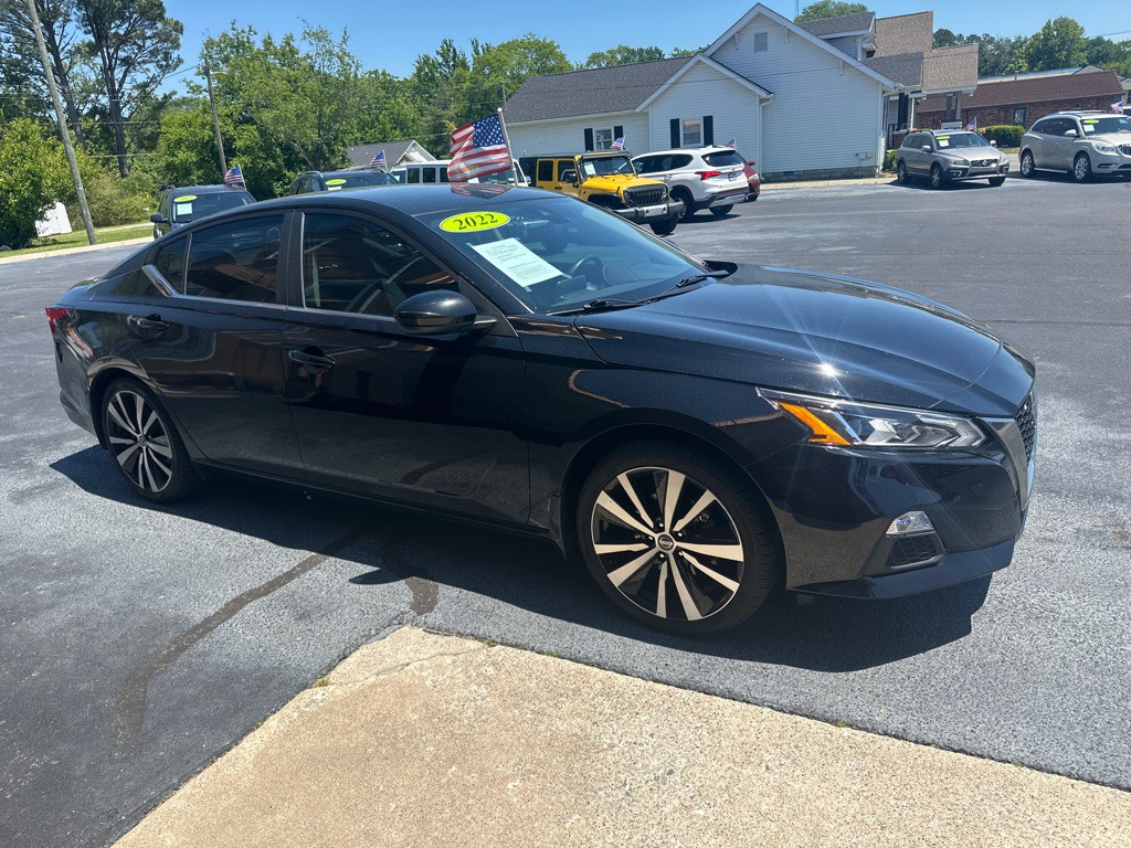 2022 Nissan Altima Image 4