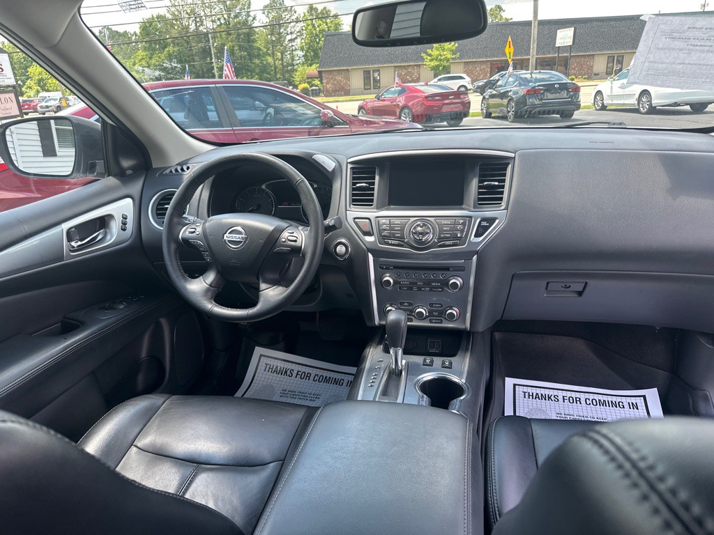 2019 Nissan Pathfinder Image 7
