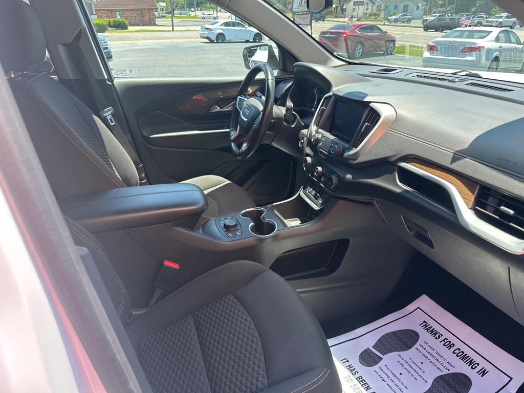 2020 GMC Terrain Image 10