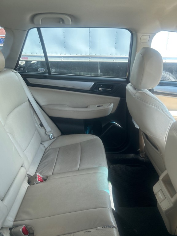 2018 Subaru Outback Image 6