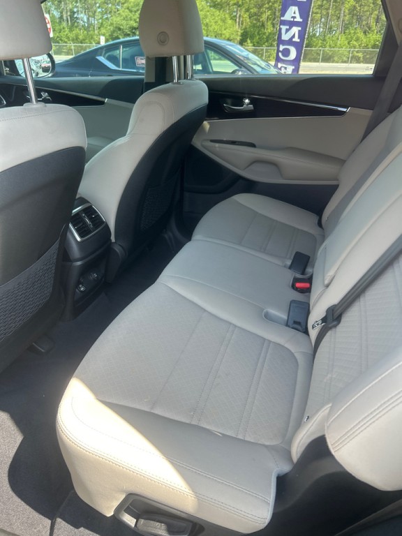 2019 Kia Sorento Image 8
