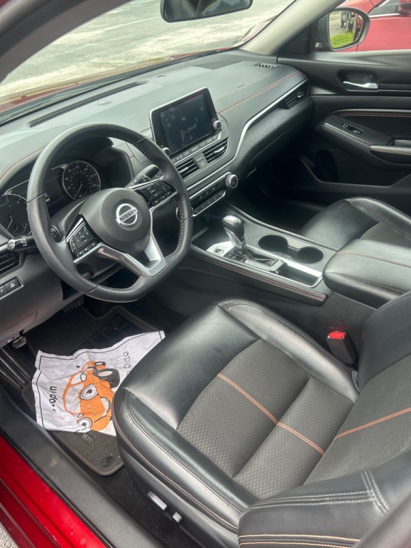 2020 Nissan Altima Image 8