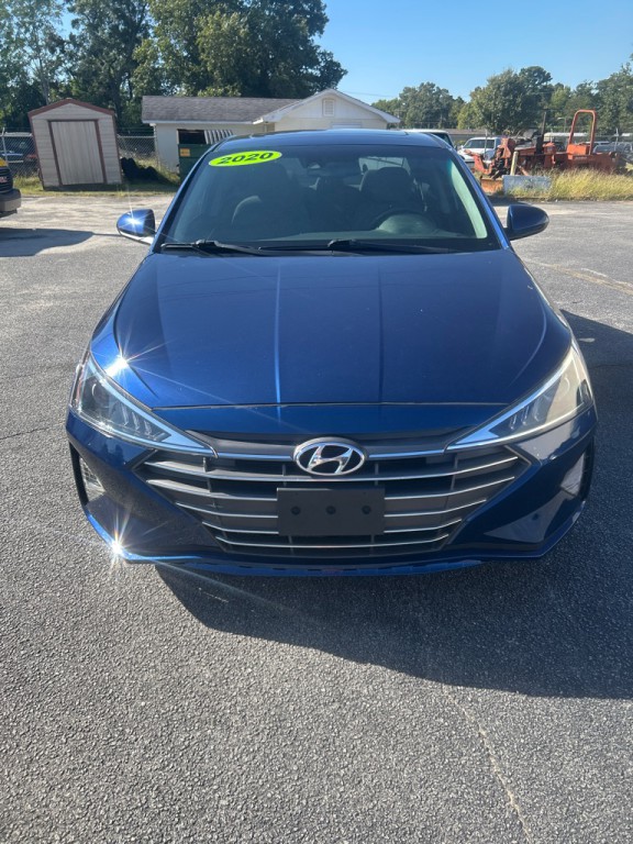 2020 Hyundai Elantra Image 3