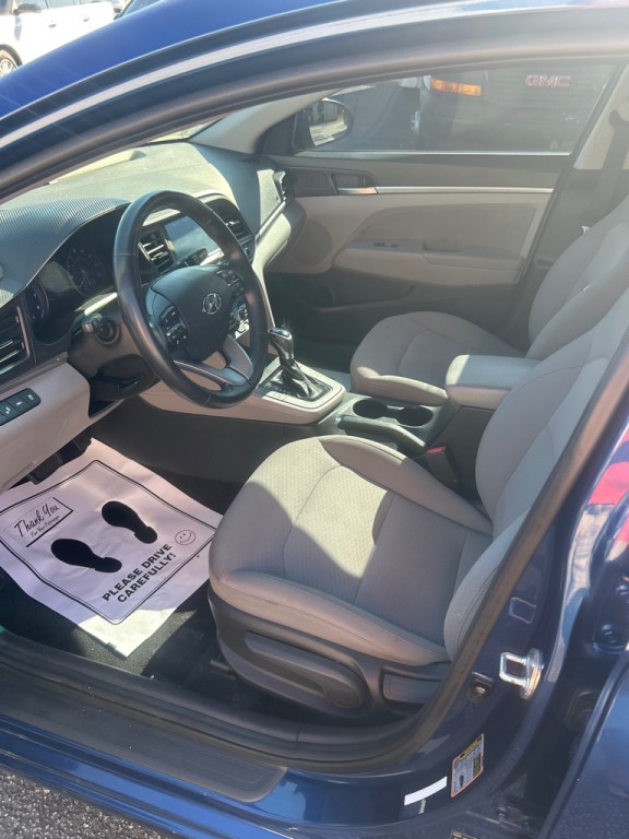 2020 Hyundai Elantra Image 5