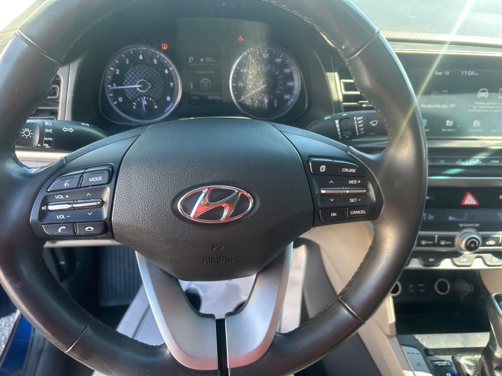 2020 Hyundai Elantra Image 8