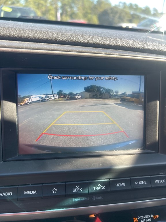 2020 Hyundai Elantra Image 10