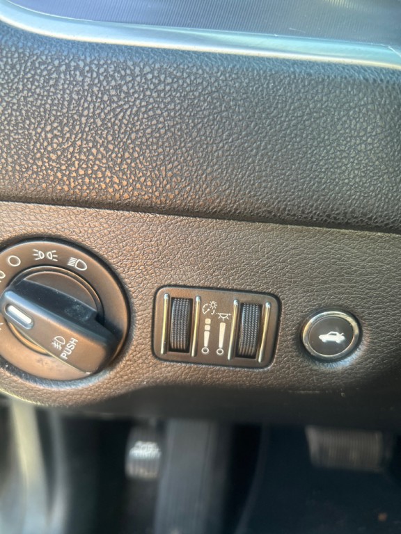 2019 Dodge Charger Image 15