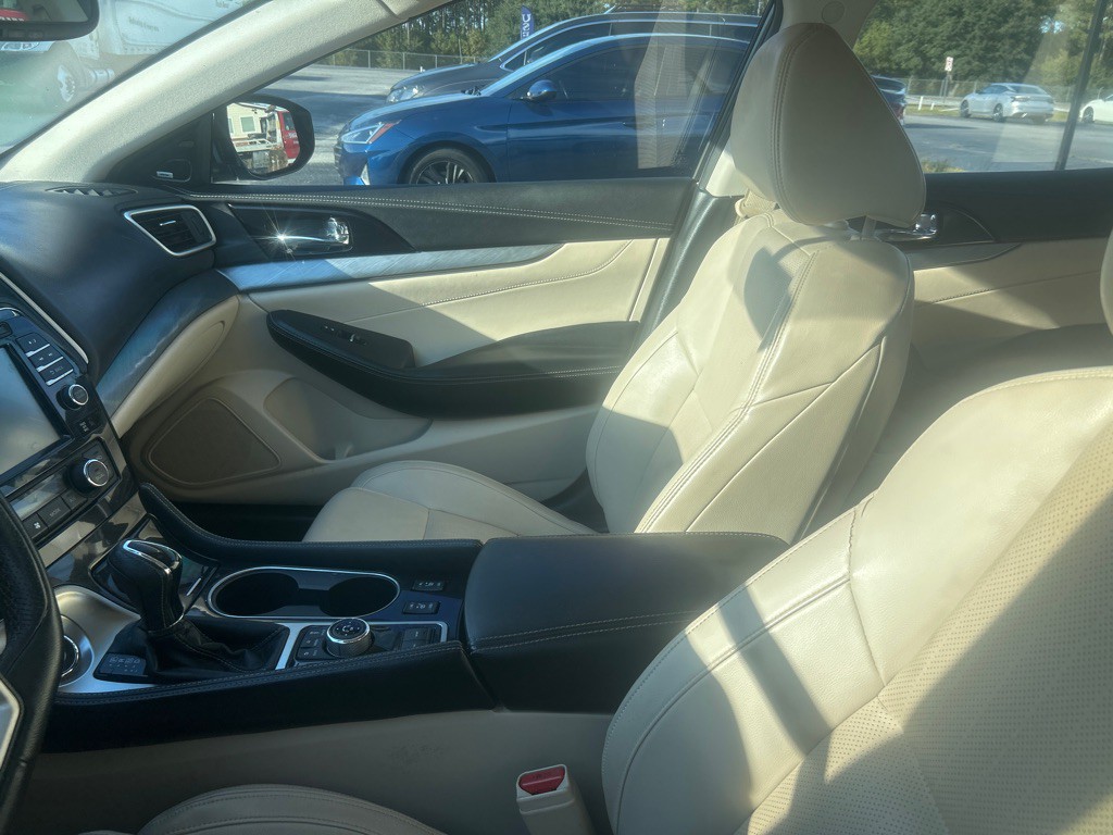 2018 Nissan Maxima Image 6