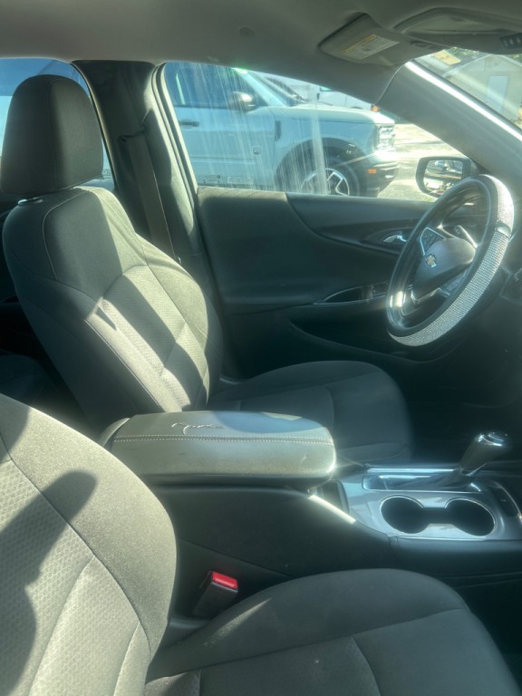 2018 Chevrolet Malibu Image 7
