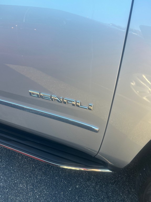 2016 GMC Yukon Image 4