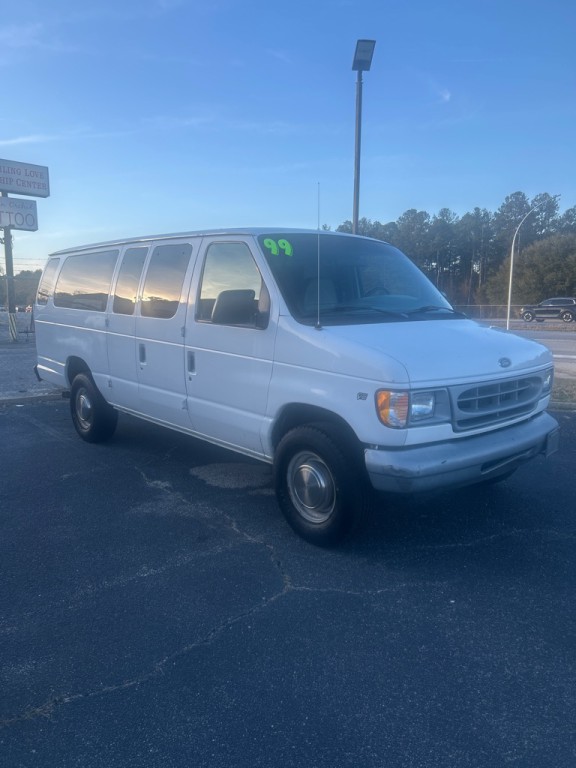1999 Ford Econoline Image 1