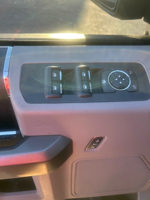 2017 Ford F-150 Image 11