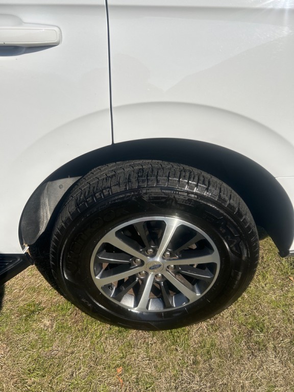 2019 Ford Expedition Image 8