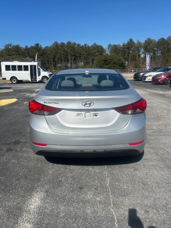 2016 Hyundai Elantra Image 5