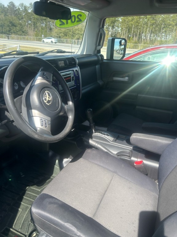 2012 Toyota FJ Cruiser Image 8