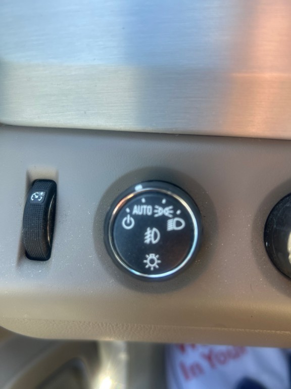 2015 GMC Yukon Image 9