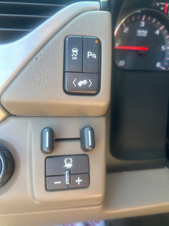 2015 GMC Yukon Image 10