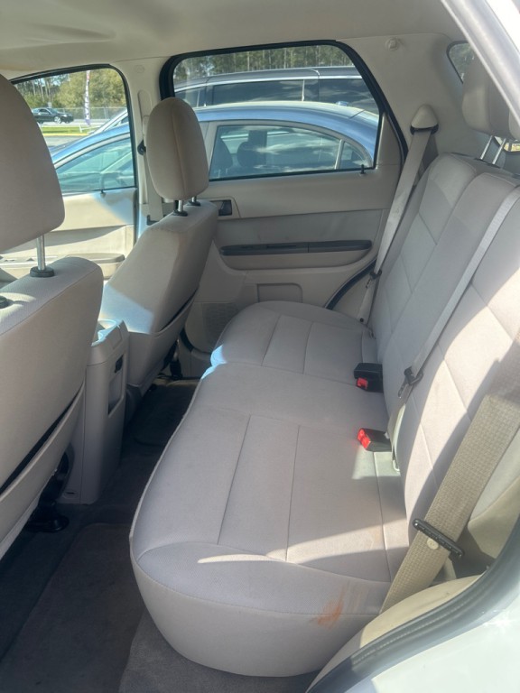 2011 Ford Escape Image 6