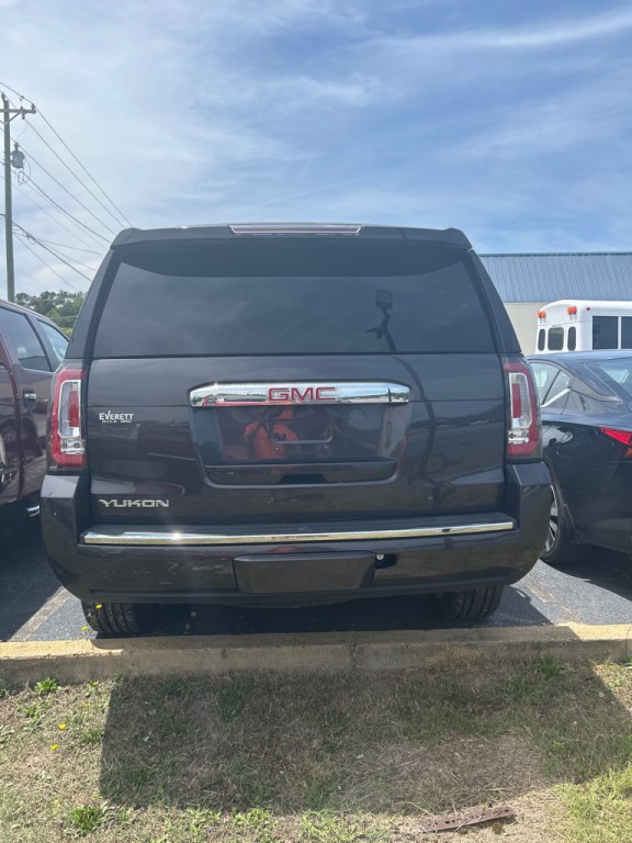 2017 GMC Yukon Image 4
