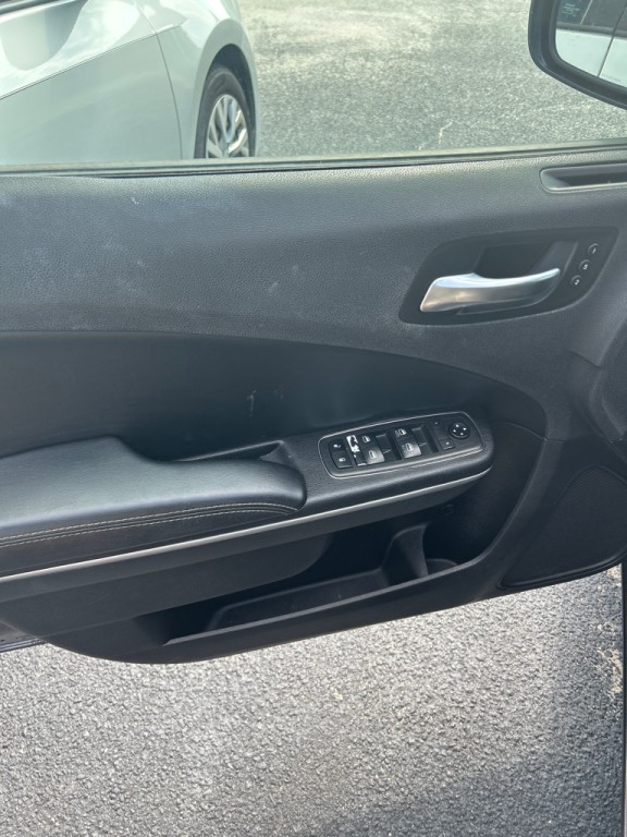 2020 Dodge Charger Image 10