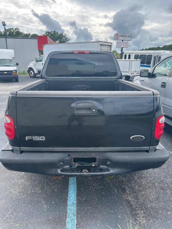 2003 Ford F-150 Image 4