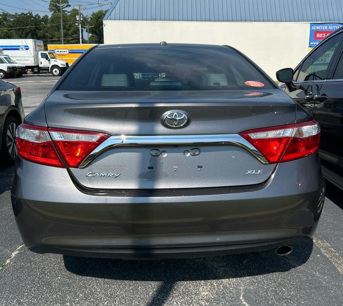 2016 Toyota Camry Image 5