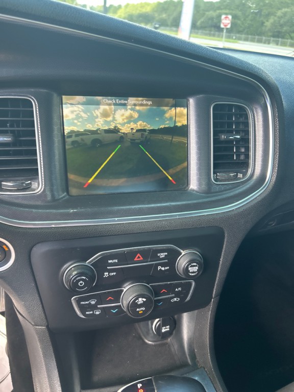 2018 Dodge Charger Image 10