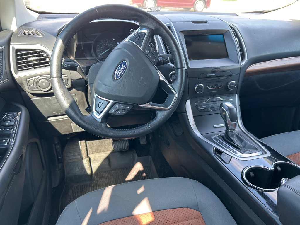 2018 Ford Edge Image 9