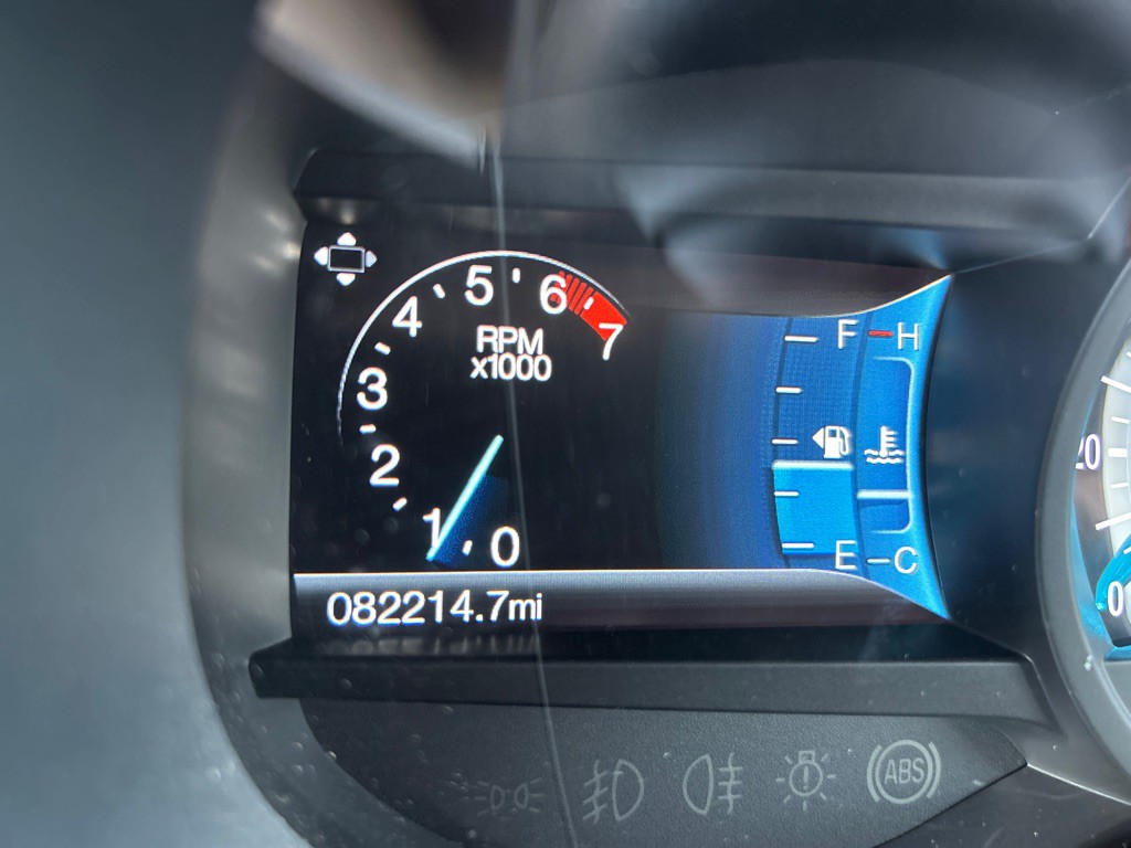 2018 Ford Edge Image 15