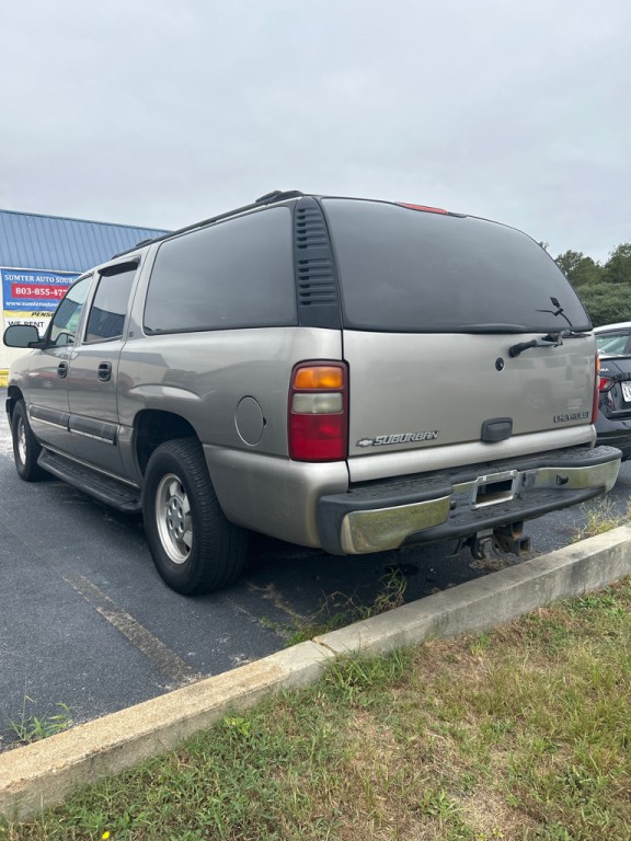 2002 Chevrolet Suburban Image 5