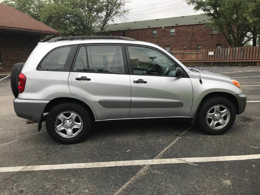 2004 Toyota Rav4 Image 2