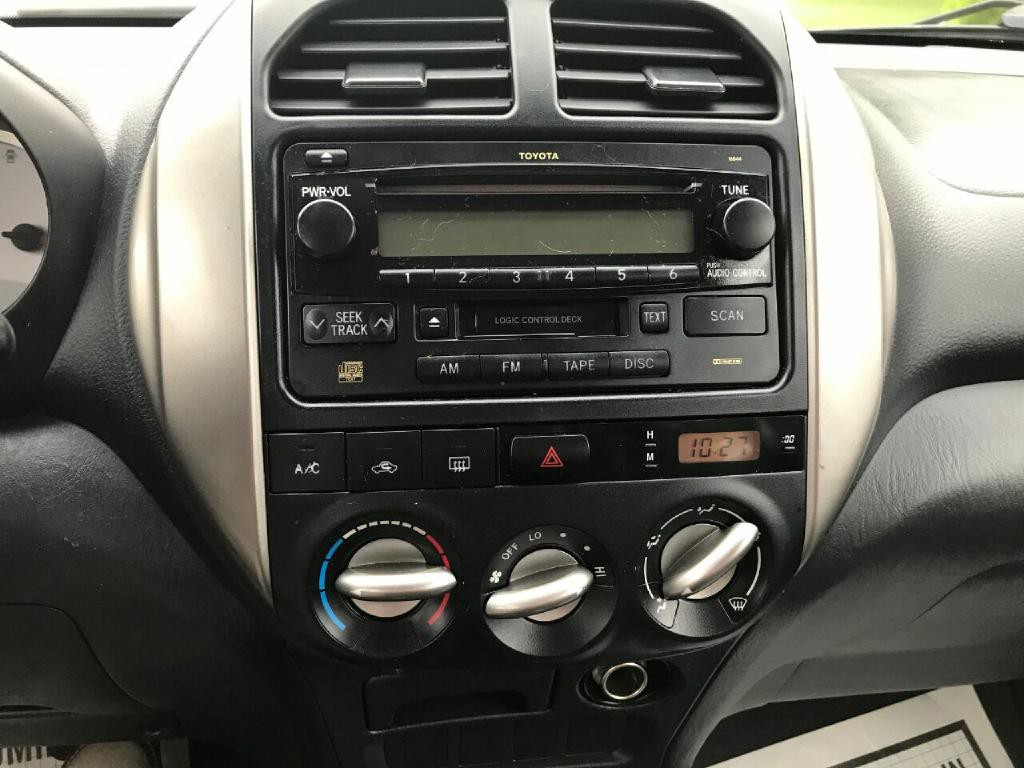 2004 Toyota Rav4 Image 15