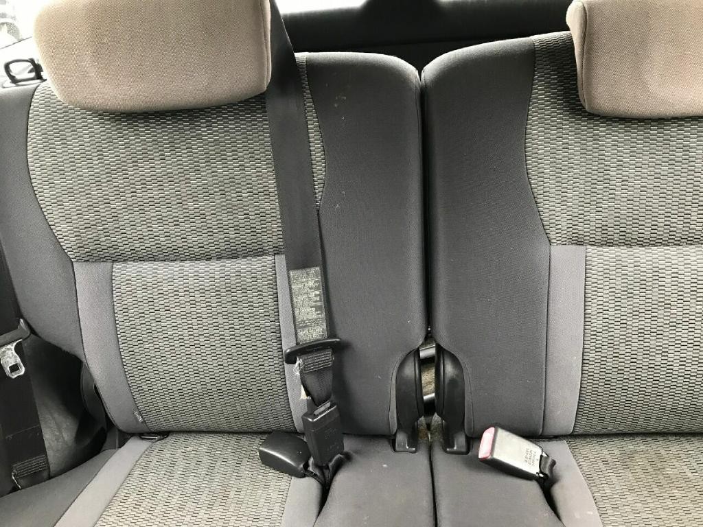 2004 Toyota Rav4 Image 17