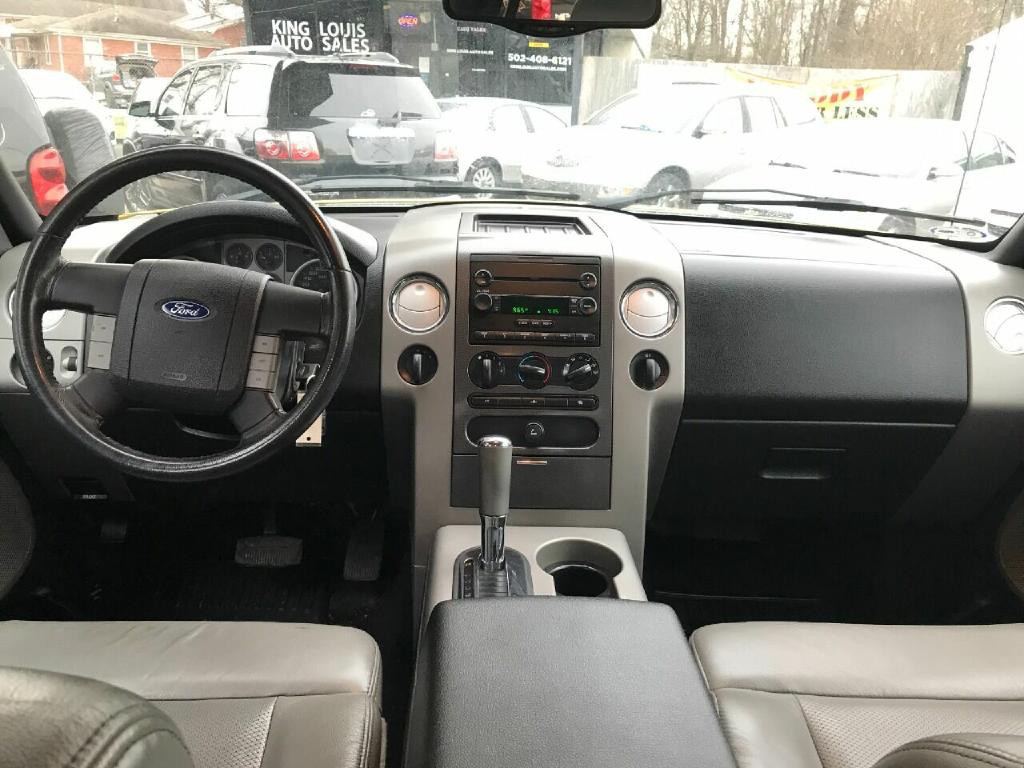 2004 Ford F-150 Image 30