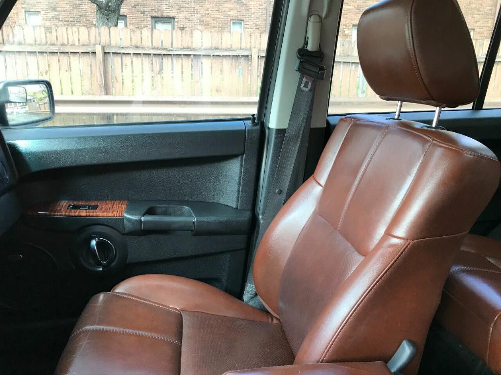 2008 Jeep Commander Image 13