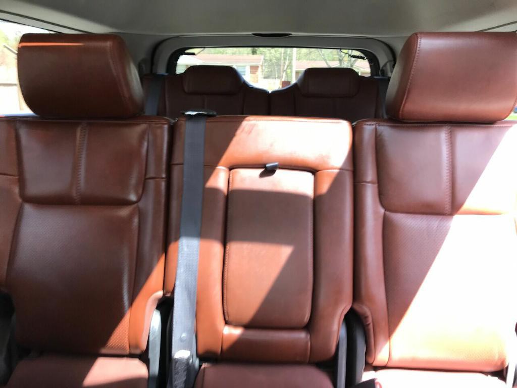 2008 Jeep Commander Image 28