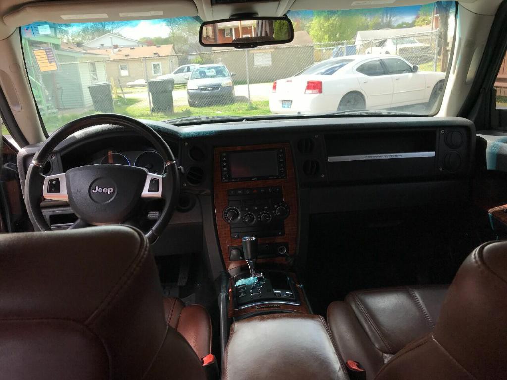 2008 Jeep Commander Image 29