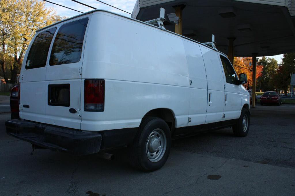 2006 Ford E-Series Image 3