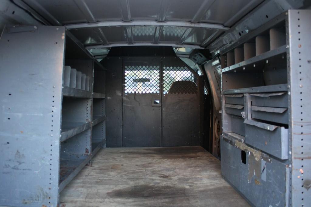 2006 Ford E-Series Image 21